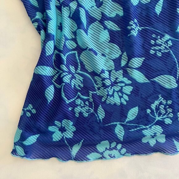 Blue Floral Hawaiian Spaghetti Strap Tank Top - Picture 4 of 5